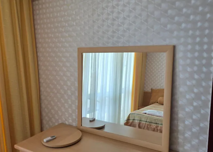 Miramar Palace * Sluneční pobřeží