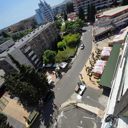 Apartment Miramar Palace